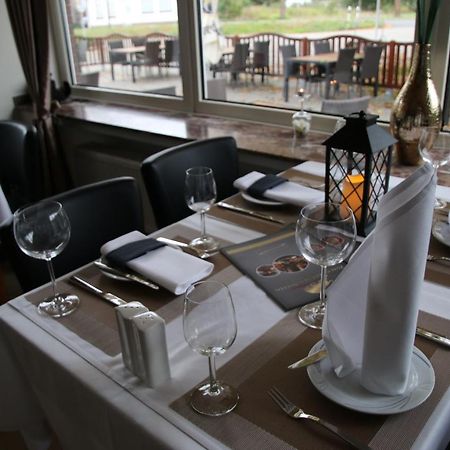 Zum Goldenen Bullen Hotel Dorsten Exterior photo